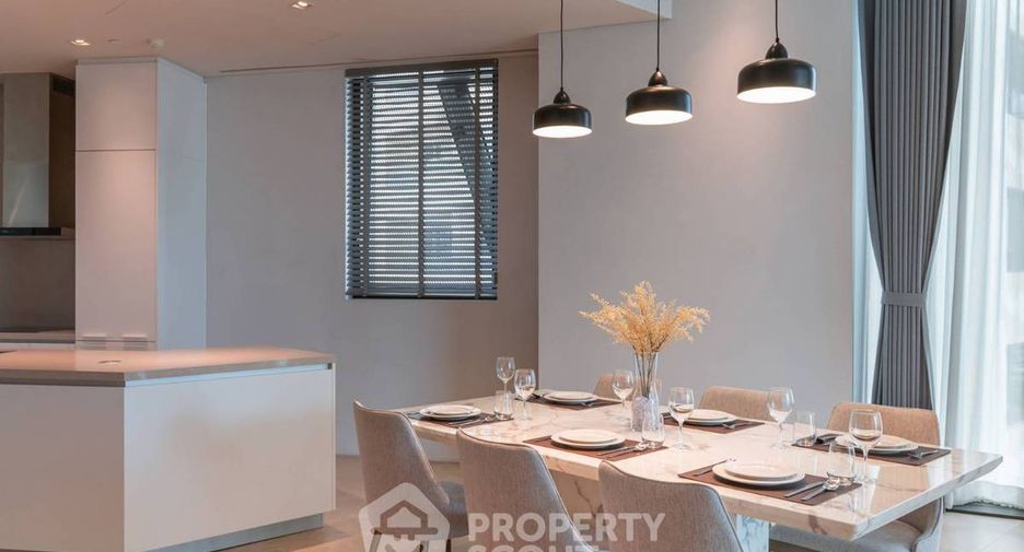For rent 2 bedrooms condo in Khlong San, Bangkok