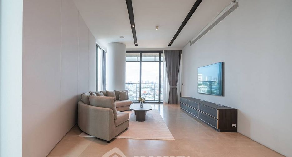 For rent 2 bedrooms condo in Khlong San, Bangkok
