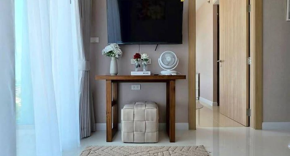 For sale 1 bed condo in Bang Lamung, Chonburi
