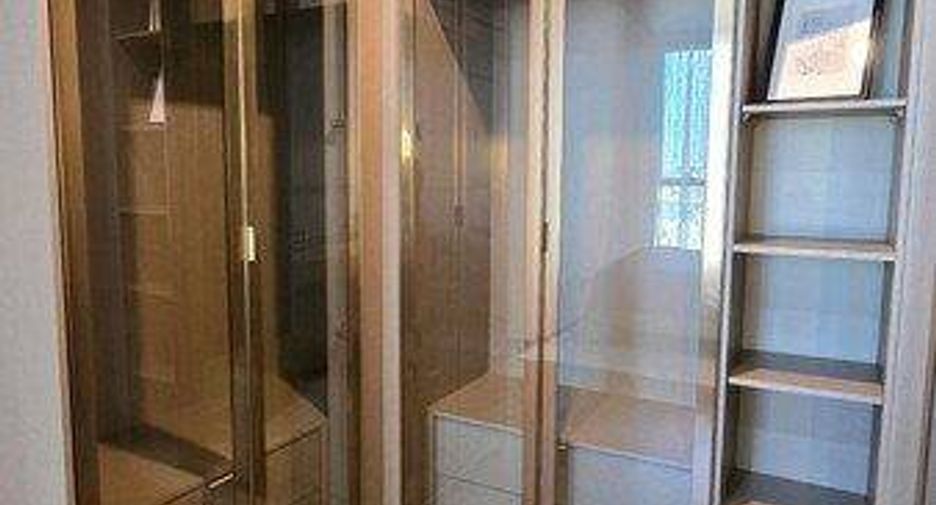 Продажа 1 кровать кондо в Кхлонг Тоеи, Бангкок