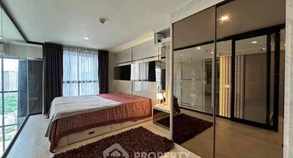 For rent 2 bedrooms condo in Sathon, Bangkok
