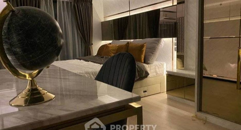 For rent 2 bedrooms condo in Sathon, Bangkok