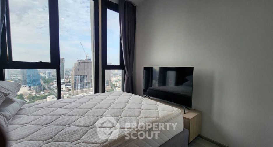 For rent 2 bedrooms condo in Watthana, Bangkok