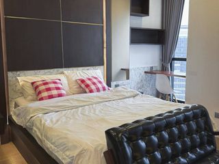 Wohnung zur Miete mit 1 Zimmer in Bang Rak, Bangkok