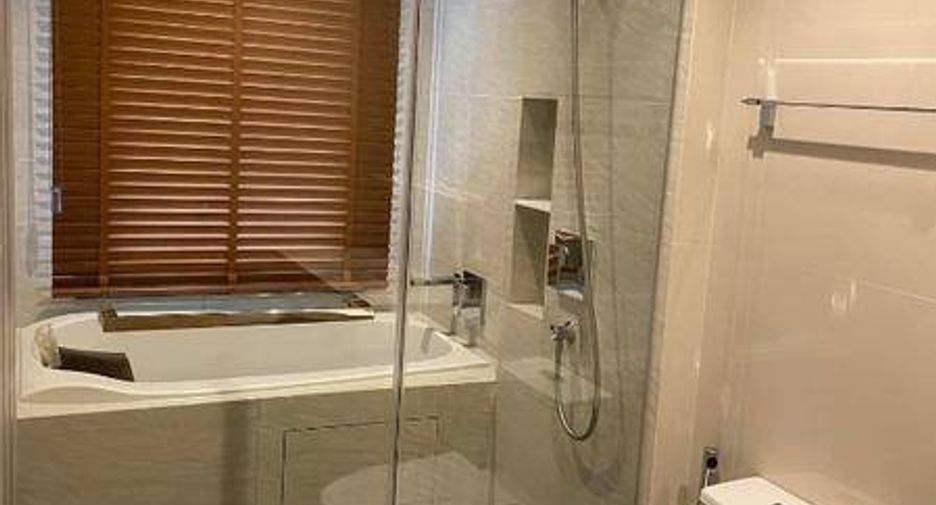 Wohnung zur Miete mit 2 Zimmer in Watthana, Bangkok