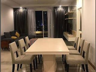 For rent 3 bedrooms condo in Huai Khwang, Bangkok