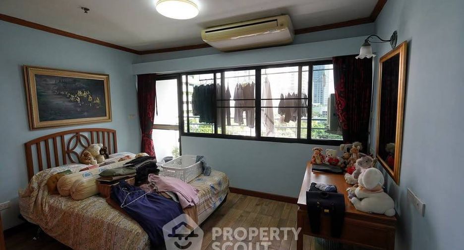 À vendre 3 chambres condo à Watthana, Bangkok