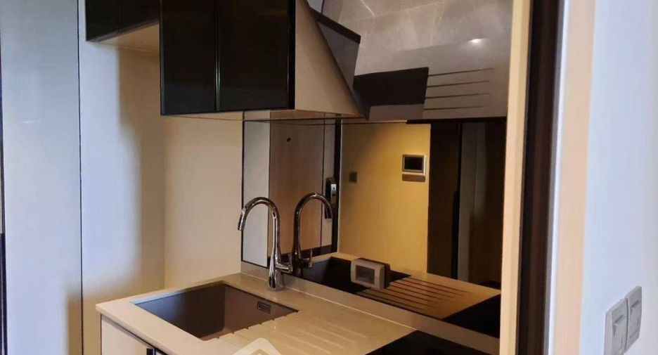 À vendre 1 chambre condo à Watthana, Bangkok