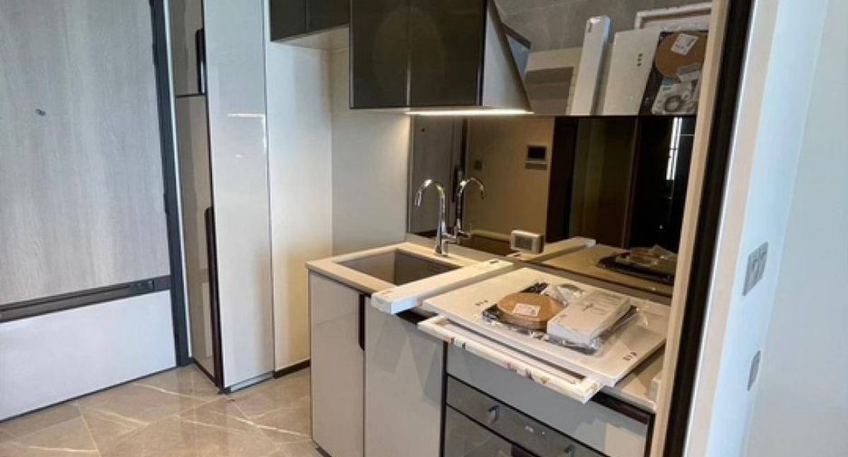 À vendre 1 chambre condo à Watthana, Bangkok