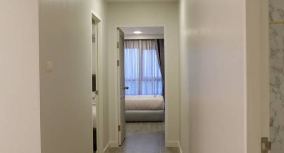 Condo en venta de 4 habitaciones en Huai Khwang, Bangkok