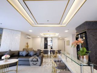 出售 4 卧室 公寓 在 Huai Khwang, 曼谷