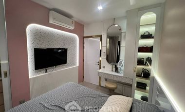 Продажа 1 кровать кондо в Хуаи Кхщанг, Бангкок