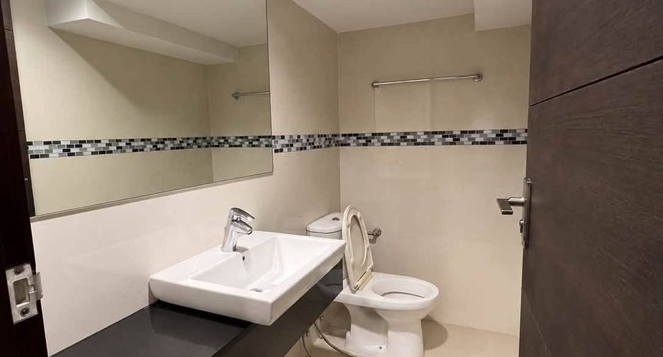 Продажа 1 кровать кондо в Ратчатхещи, Бангкок