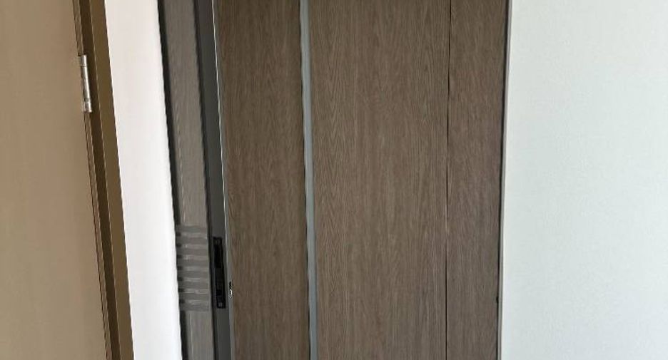 For sale 2 bedrooms condo in Phra Khanong, Bangkok