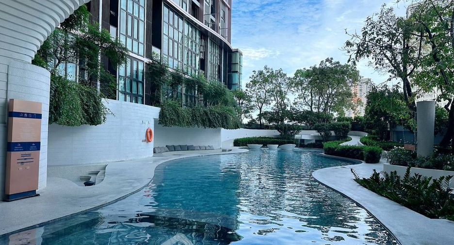For sale 1 bed condo in Chom Thong, Bangkok
