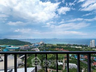For sale 1 bed condo in Si Racha, Chonburi