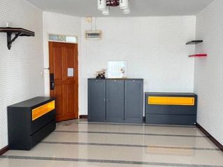 Condo en venta de 3 habitaciones en Prawet, Bangkok