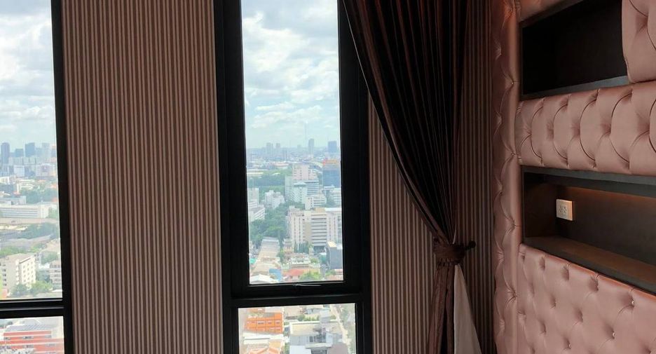 À vendre 3 chambres condo à Din Daeng, Bangkok