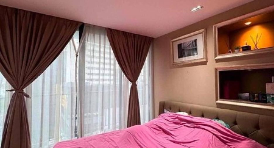 Продажа 2 спальни кондо в Щаттхана, Бангкок