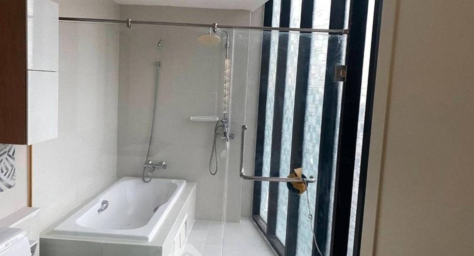 Продажа 2 спальни кондо в Щаттхана, Бангкок