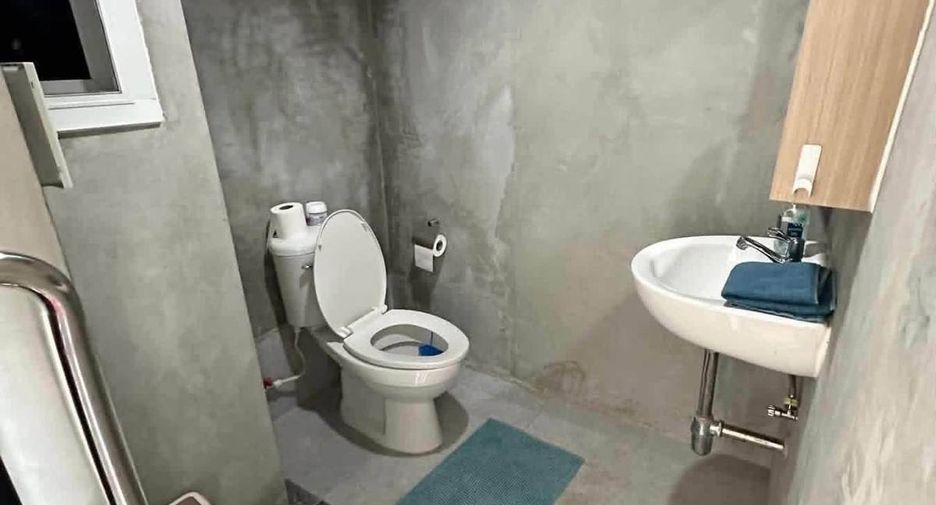 Condo en alquiler y en venta de 2 habitaciones en Watthana, Bangkok