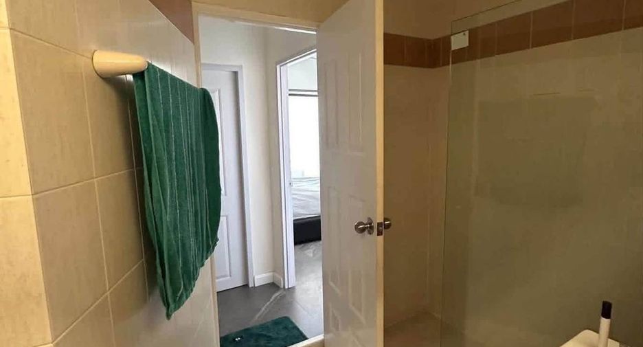 Condo en alquiler y en venta de 2 habitaciones en Watthana, Bangkok