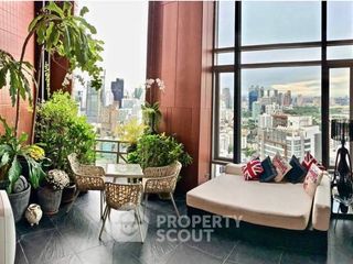 For rent and for sale 5 bedrooms condo in Pathum Wan, Bangkok