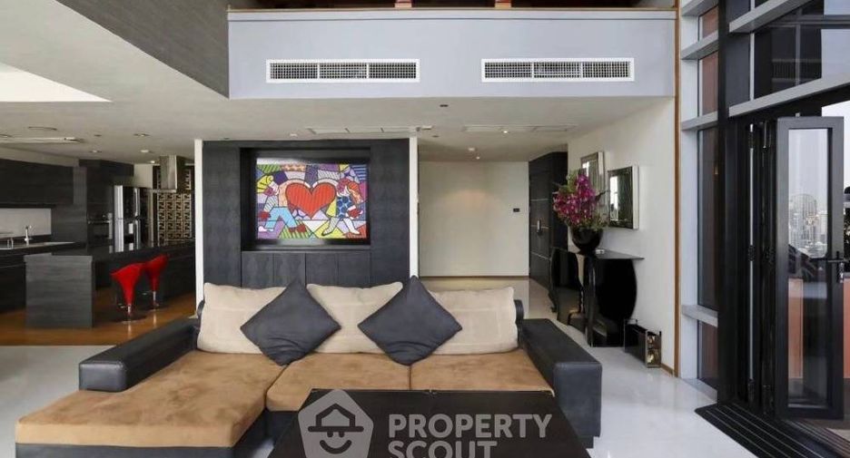 For rent and for sale 5 bedrooms condo in Pathum Wan, Bangkok