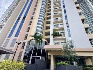 For sale 1 bed condo in Si Racha, Chonburi