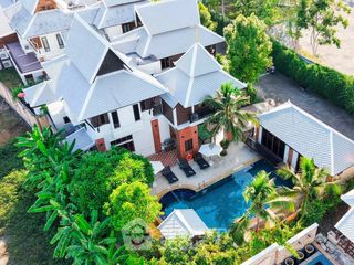 Villa en alquiler y en venta de 5 habitaciones en Na Jomtien, Pattaya