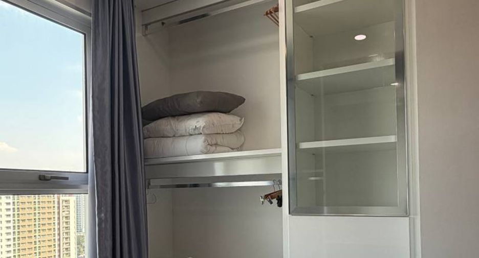 Condo en venta de 2 habitaciones en Huai Khwang, Bangkok