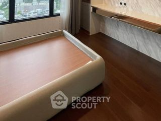 For sale 3 ベッドルーム condo in Phaya Thai, Bangkok