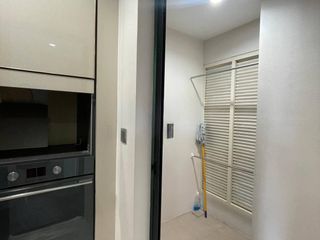 For sale 3 ベッドルーム condo in Phaya Thai, Bangkok