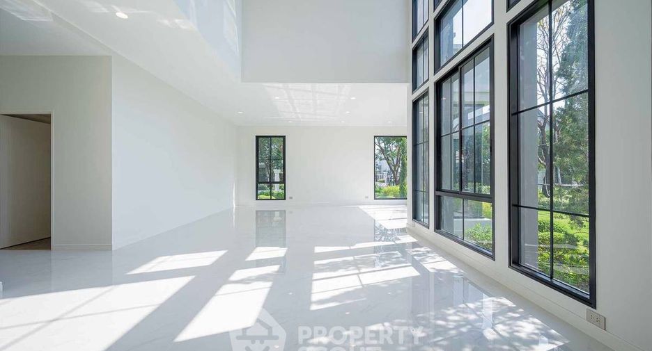 Casa en venta de 6 habitaciones en Bang Khen, Bangkok