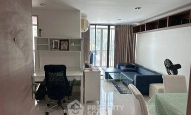 For sale 2 bedrooms condo in Khlong San, Bangkok
