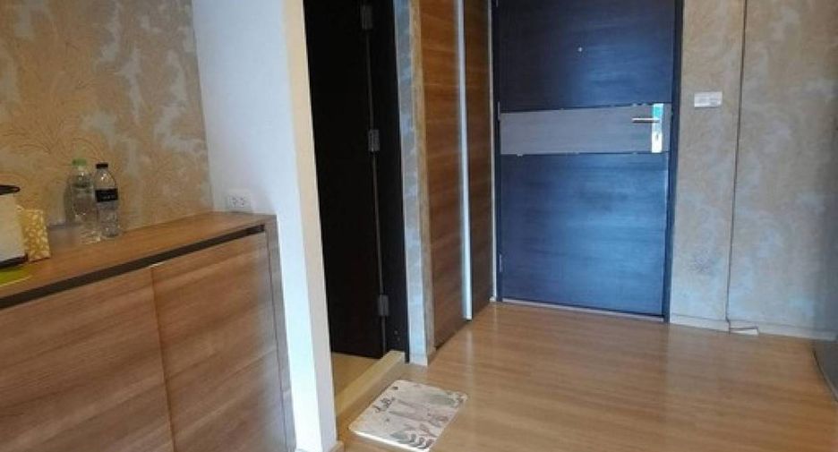 For sale 1 bed condo in Sathon, Bangkok
