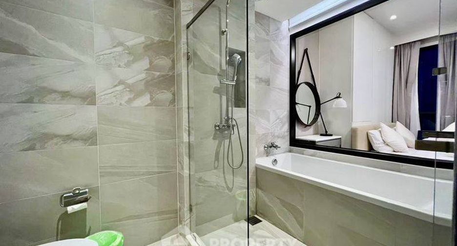 For sale 1 bed condo in Si Racha, Chonburi