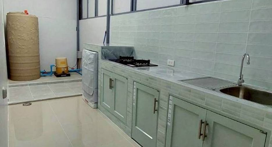 For rent 4 ベッドルーム townhouse in Thalang, Phuket
