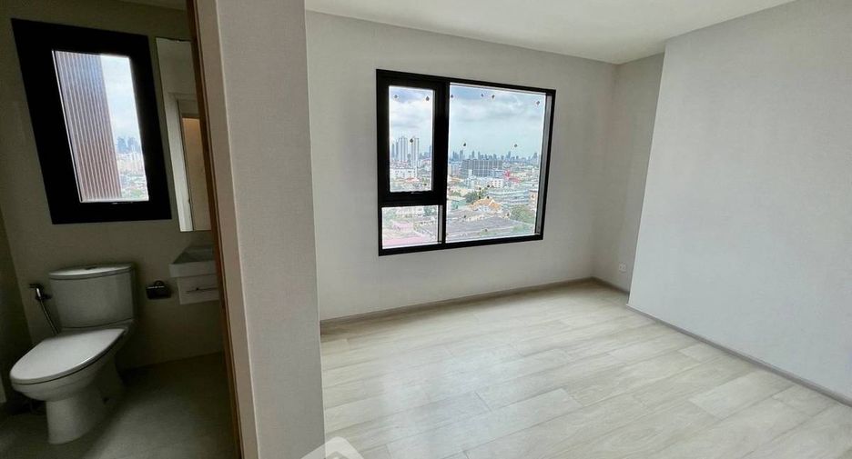 For sale 2 ベッドルーム condo in Bang Phlat, Bangkok