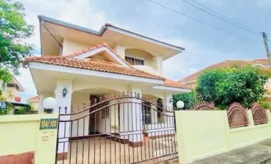 出租 3 卧室 独立屋 在 San Kamphaeng, Chiang Mai