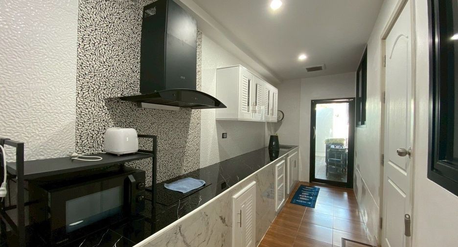 Casa en alquiler de 3 habitaciones en Thalang, Phuket