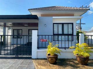 Casa en alquiler de 3 habitaciones en Thalang, Phuket