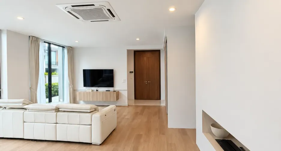 出售 4 卧室 独立屋 在 Bang Phli, Samut Prakan