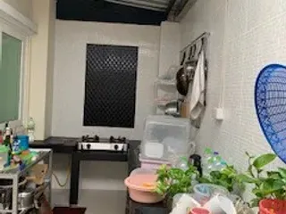 出售 和 出租 4 卧室 联排别墅 在 Lat Krabang, 曼谷