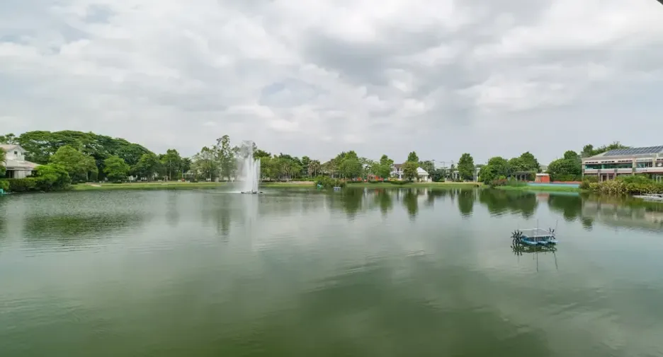 For rent 4 bedrooms house in Lat Krabang, Bangkok