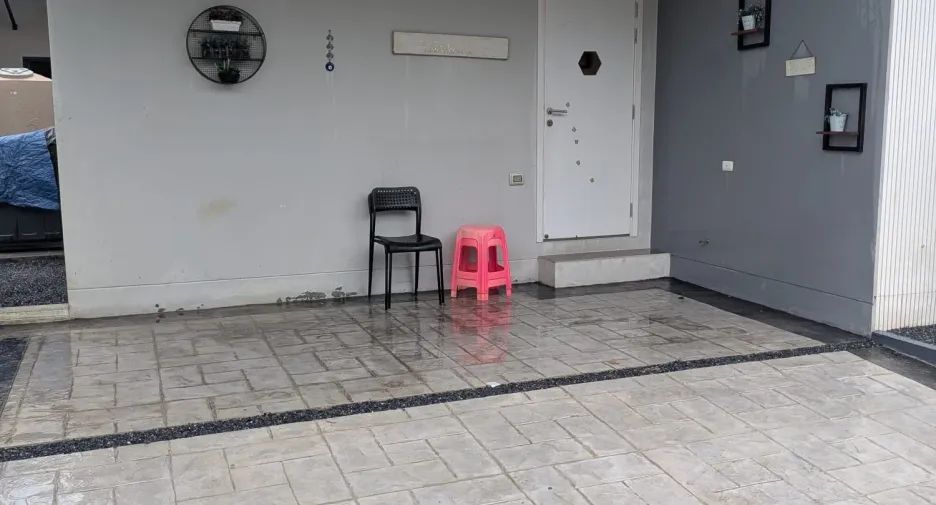 For rent 4 bedrooms house in Lat Krabang, Bangkok