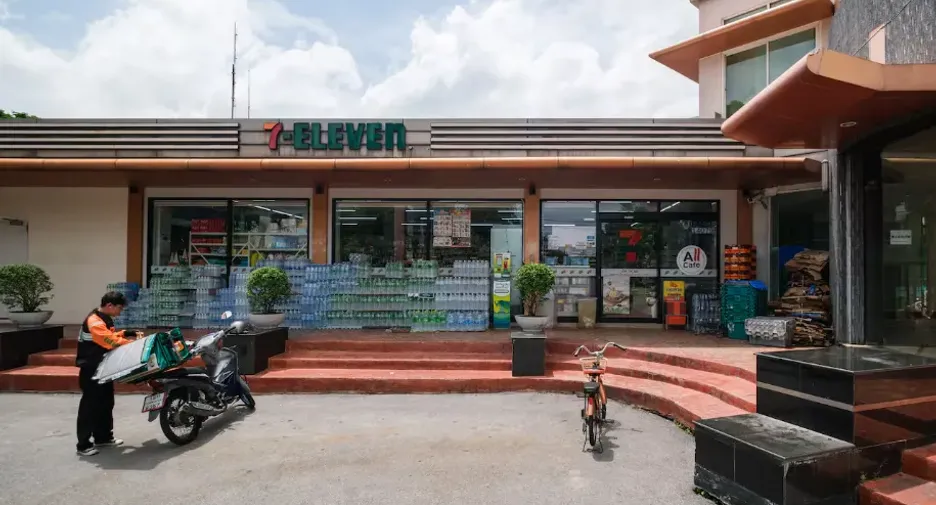 For rent 4 bedrooms house in Lat Krabang, Bangkok