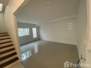 出售 3 卧室 联排别墅 在 Mueang Samut Prakan, Samut Prakan