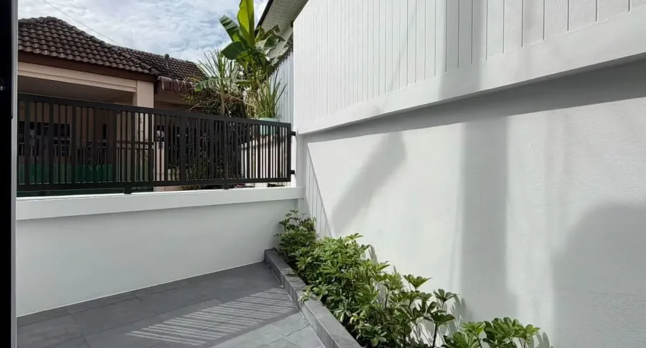 For sale 2 bedrooms house in Mueang Phuket, Phuket