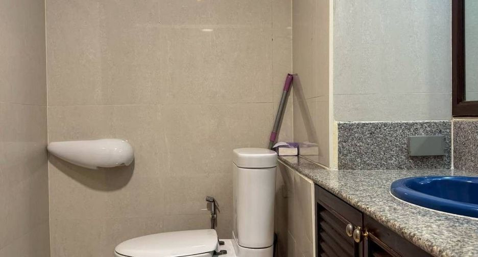 Condo en venta y en alquiler de 1 habitaciones en Watthana, Bangkok